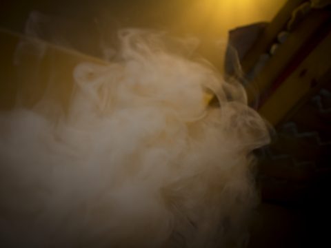 В барах запретят курить кальяны и вейпы