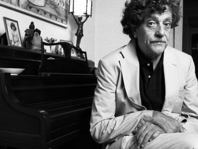 Осенью выйдут пять неизвестных рассказов Воннегута