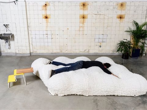 Цветы на потолке, 3D-принтеры и электрические стены: какими будут дома через 30 лет