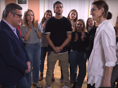 Видео: студент вызвал магистра «Что? Где? Когда?» на рэп-баттл