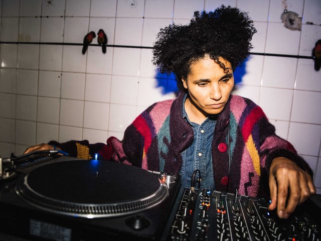 Boiler Room в Москве: пройдите тест по электронной музыке, чтобы попасть на секретный рейв