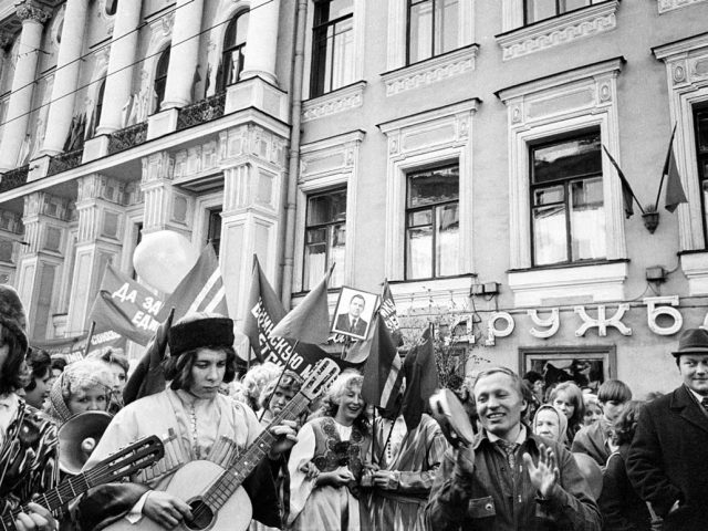 Находка дня: черно-белый Ленинград на снимках Маши Ивашинцовой — «русской Вивьен Майер»