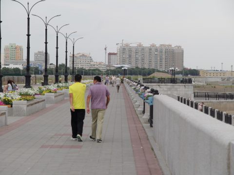 Исследование: кто медленно ходит — тот быстро стареет