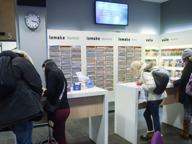 Финляндия сворачивает эксперимент с базовым доходом в 560 евро