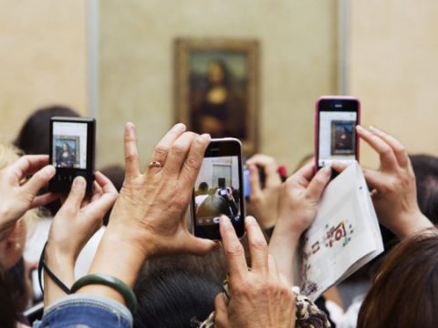 Исследование: люди не могут запомнить объекты, которые только что сфотографировали