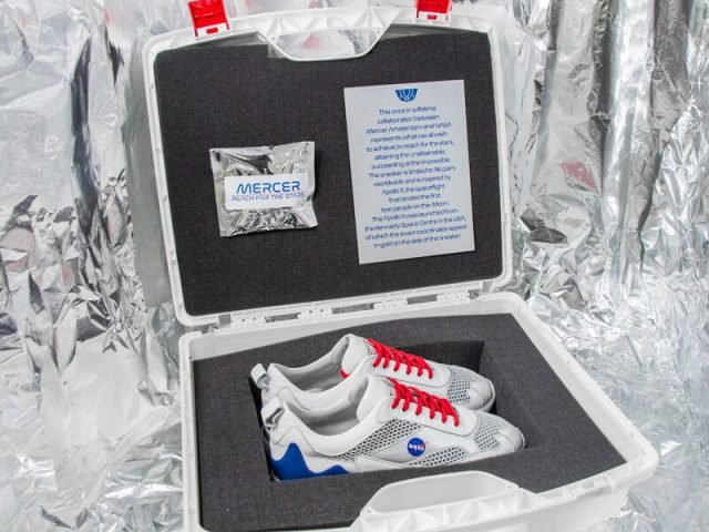 NASA выпустило кроссовки в честь миссии «Аполлон-11»