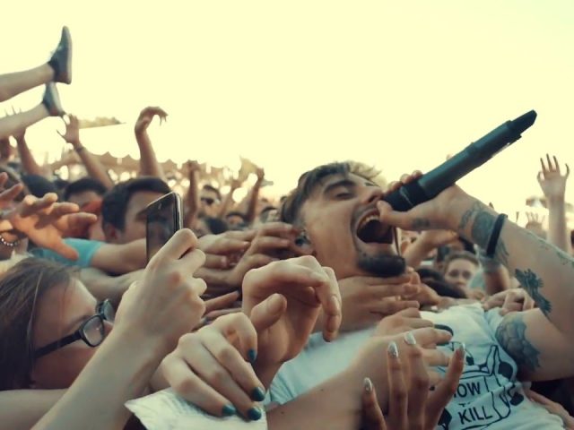 Экс-вокалист We Came As Romans Кайл Павон умер в 28 лет