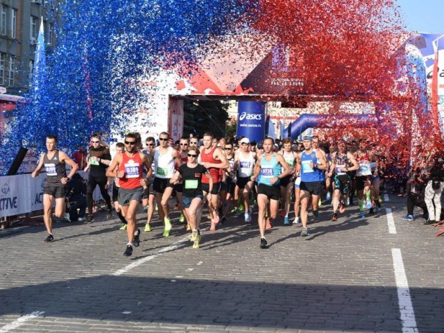 На Урале более 5000 человек пробежали марафон «Европа — Азия»