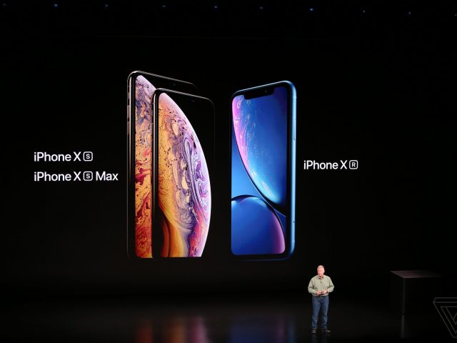 В России начали продавать iPhone Xs и iPhone Xs Max