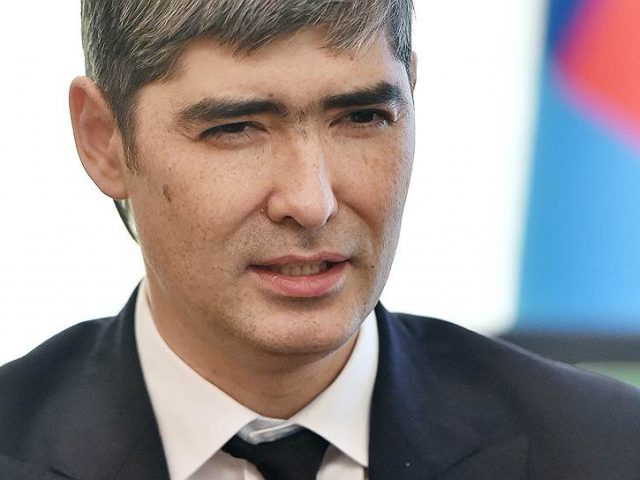 Замглавы Минтранса покинет пост и будет петь в рок-группе