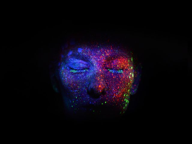 «Закройте глаза и представьте море»: как живет человек без фантазии