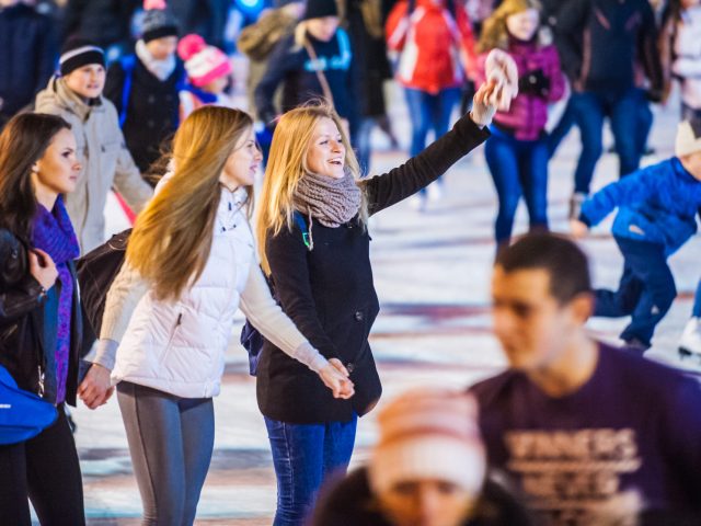 «Было выпито всё, кроме Москвы-реки»: где отметить День студента в столице и регионах