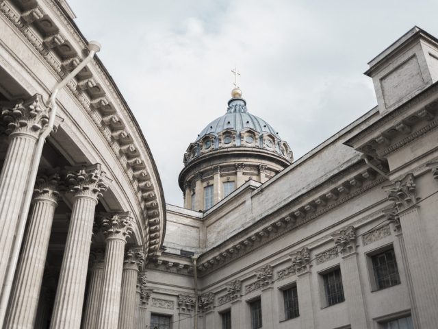 Кремлю предложили дать квоту 35 % молодым управленцам