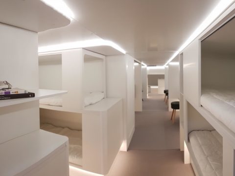 Airbus начнёт устанавливать модули для пассажиров в грузовых отсеках