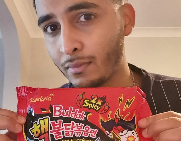 Житель Лондона съел слишком острый доширак и частично оглох на два дня