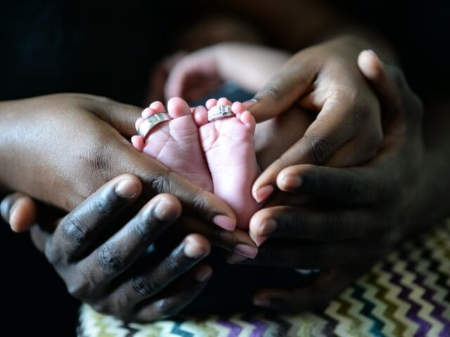 Женщина из Мали родила сразу девять детей