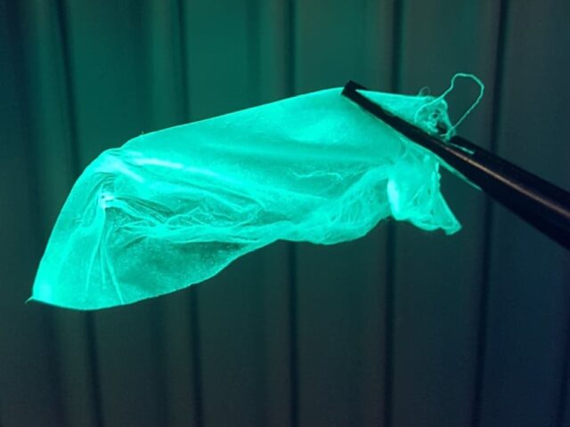 Австралийские ученые придумали антибактериальные бинты с индикатором заживления ран