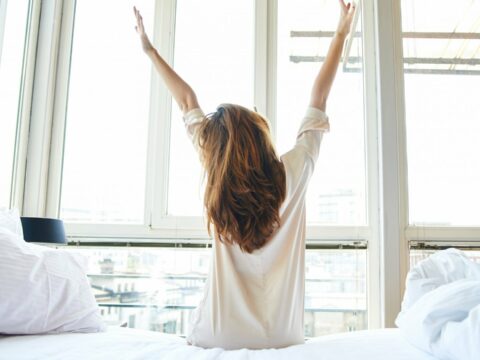 Исследование: гены неандертальцев помогли людям стать жаворонками