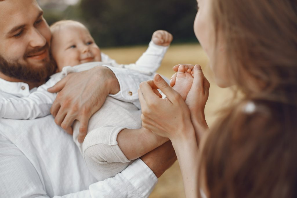 Исследование: опыт родительства замедляет процесс старения мозга