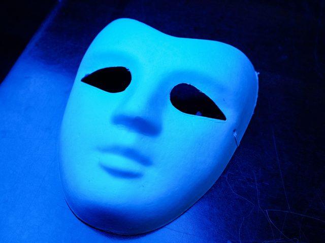 Как казни и мемы научили нас быть собой: краткая история долгого поиска собственного «я»