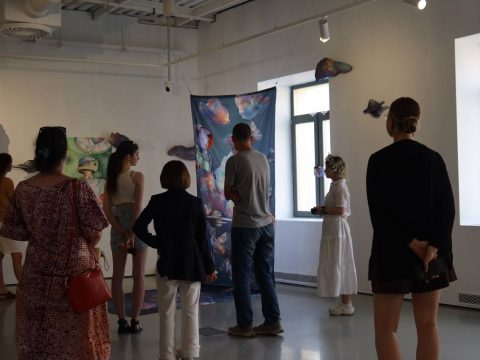 Лагерь «Ножа» и объединение «Выставочные залы Москвы» проведут открытую дискуссию «Лаборатория искусства»
