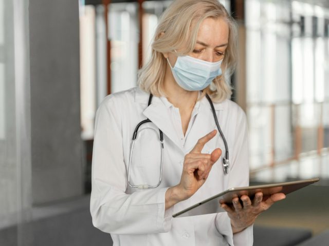 Ученые создали ИИ-инструмент для прогнозирования рисков развития более тысячи заболеваний