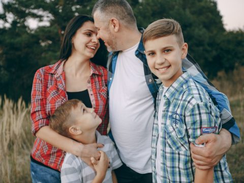 Тюменские психологи обнаружили, что матери подростков подвержены большему стрессу, чем отцы