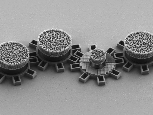 Ученые изобрели микроскопические двигатели для медицинских инструментов будущего