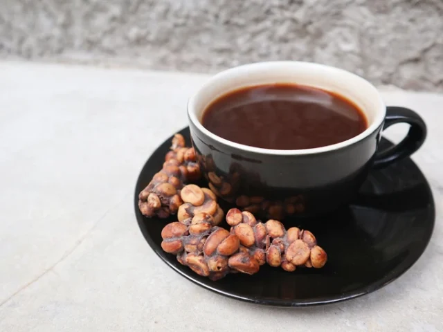 Исследование: в чем секрет дорогого кофе, изготавливаемого из зерен, ферментируемых в кишечнике зверьков