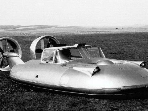 Робот-секретарь и летающая машина: подборка удивительных разработок отечественных изобретателей