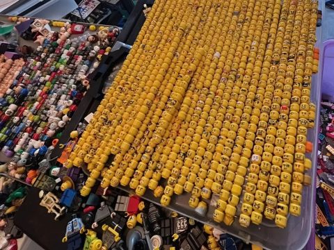 В Калифорнии задержали преступника, «обезглавливавшего» краденых LEGO-человечков