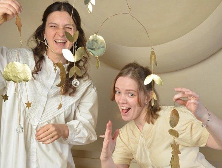 «Белый день»