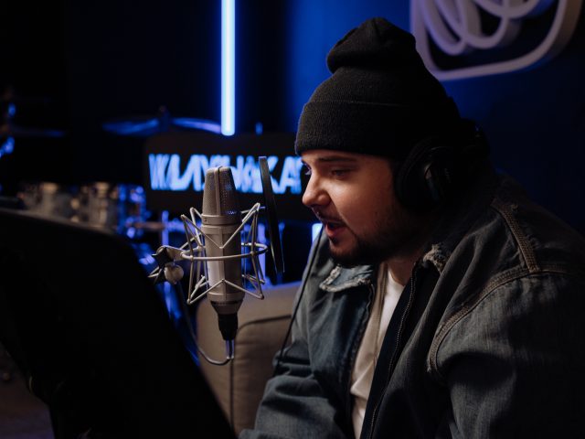 В сервисе «VK Музыка» вышел новый сезон подкаста «КРЧ», посвященного русской литературе