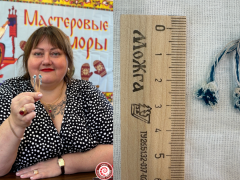 Мастерица из Архангельской области связала самые маленькие в мире варежки с орнаментом