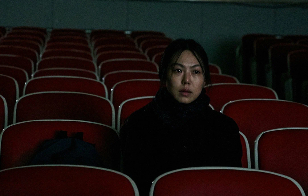 фильм "ночью у моря одна"