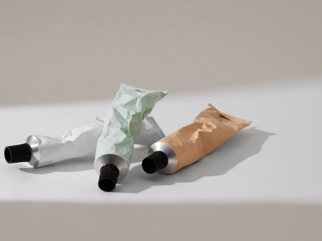 От косметических средств до строительства мостов и дорог: как развитие химической индустрии каждый день влияет на нашу жизнь