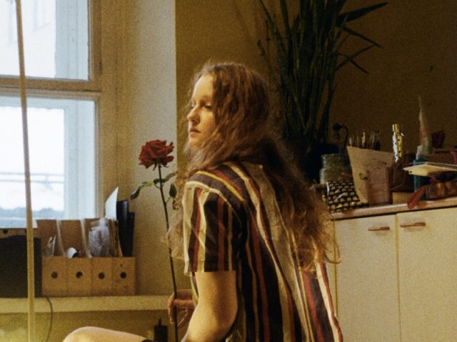 «Глиттер, шабаш, новое Средневековье»: интервью с основательницей театра Sukeban