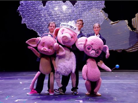 Тест: Ниф-Ниф, дядя Степа или мальчик Витя — кто вы из персонажей сказок Михалкова?