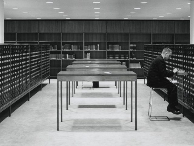 Контракт с дьяволом: как попытка создания идеальной бюрократической машины в XX веке обернулась провалом