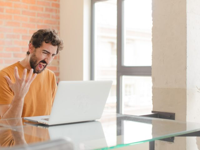 Лингвисты из Оксфордского университета выбрали слово уходящего года