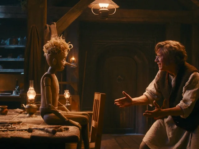 Пользователи «ВКонтакте» задали вопросы актерам и создателям киносказки «Буратино» на предпремьерной встрече