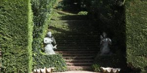 «Вдруг появился ленд-арт»: интервью с историком садов Борисом Соколовым