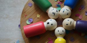 Пять стадий принятия: зачем мы разделяем людей на психологические типы