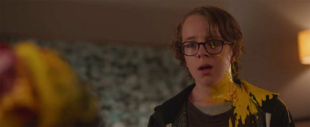 фильм "Смотри по сторонам" 2016