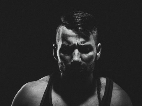 Исследование: женщин привлекают те мужественные черты лица, которые не ассоциируются с агрессивностью