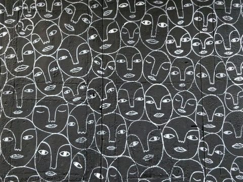 Исследователи показали, какую внешность бумеры, миллениалы и зумеры считают идеальной