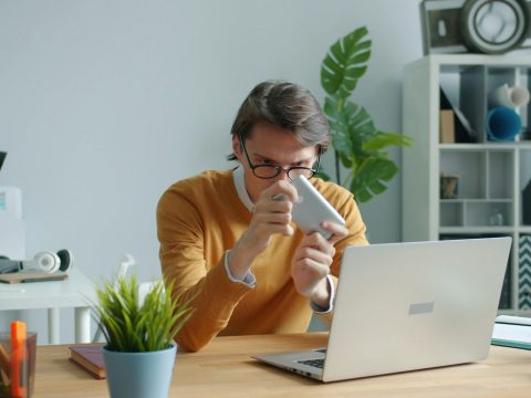 Исследование: склонность к патологической прокрастинации передается по наследству