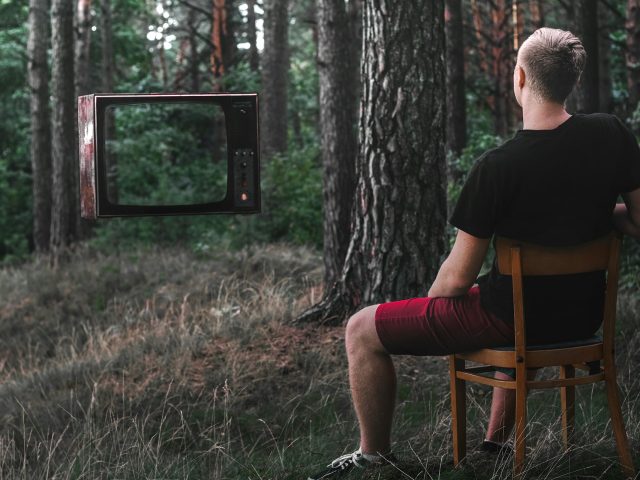 Исследование: неочевидная польза от сериальных марафонов и «запойного» чтения книг