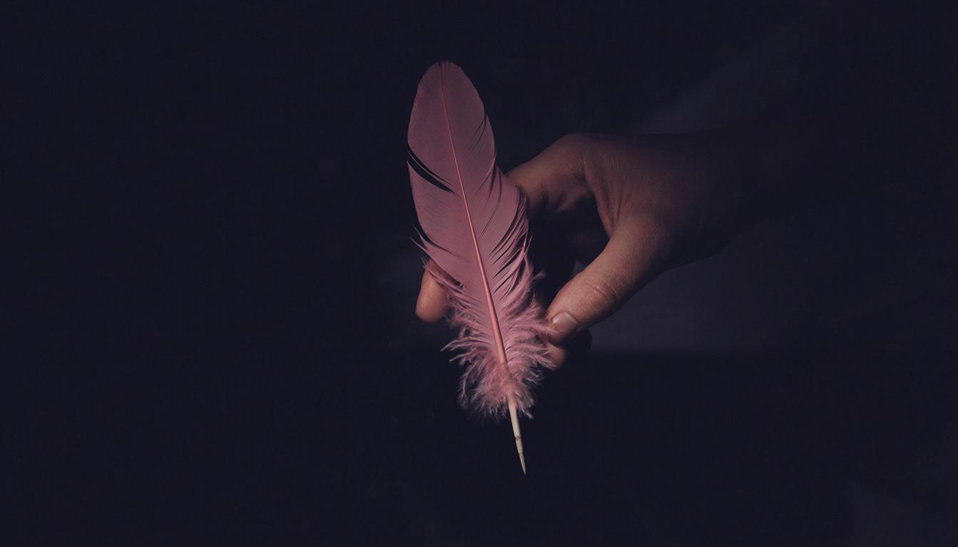 необычные услуги, тактильный голод