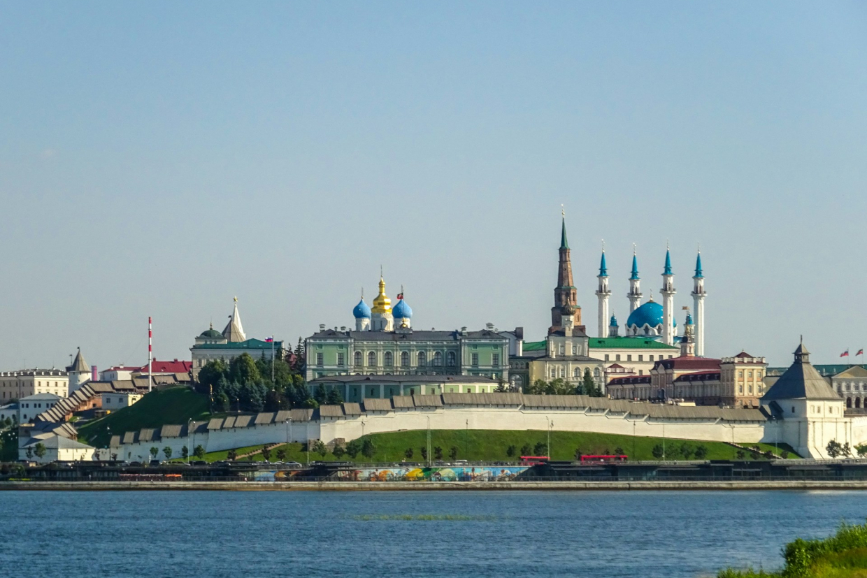 В российских школах появятся новые учебники для изучения языков республик страны